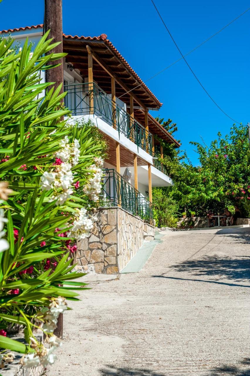 Thimios Rooms Keramiaí Exterior foto